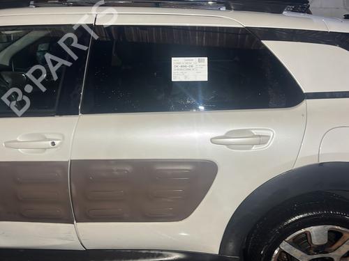 Dør venstre bagtil CITROËN C4 CACTUS 1.2 VTi 82 (82 hp) 31376378