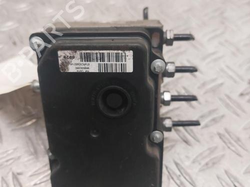 Used ABS pump PEUGEOT 308 I (4A_, 4C_) 1.6 HDi (90 hp) 21860292