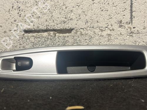 Used Left rear window switch RENAULT KADJAR (HA_, HL_) 1.6 dCi 130 (HLA4) (130 hp) 26962576