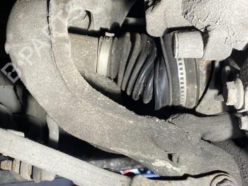 Used Left front driveshaft Left front driveshaft CITROËN C5 III Break (RW_) 2.0 HDi (136 hp) 20862458 20862458