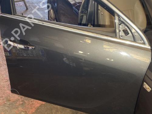 Used Right front door OPEL INSIGNIA A Sports Tourer (G09) 2.0 CDTI (35) (131 hp) 21865021