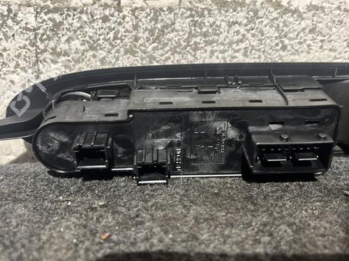 left-front-window-switch-citroen-c4-ii-nc_-2009-31114638 main image