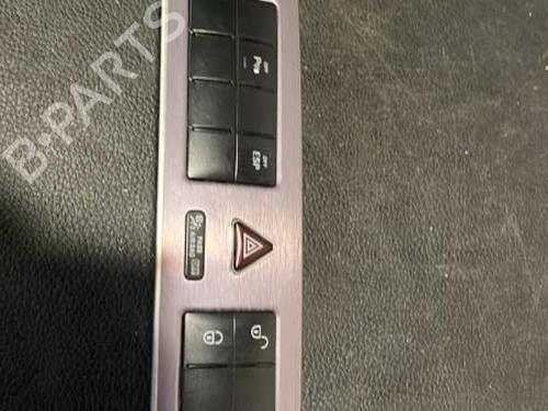 Used Warning switch Warning switch MERCEDES-BENZ CLC-CLASS (CL203) CLC 220 CDI (203.708) (150 hp) 20862430 20862430