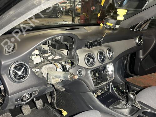 Used Dashboard Dashboard MERCEDES-BENZ GLA-CLASS (X156) GLA 180 CDI / d (156.912) (109 hp) 25701695 25701695