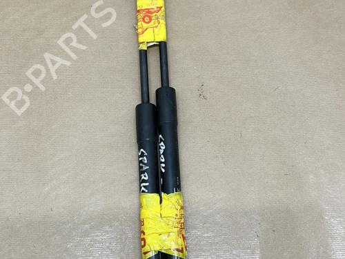 Achterklepdemper CHEVROLET SPARK (M300) 1.0 (68 hp) 20864392