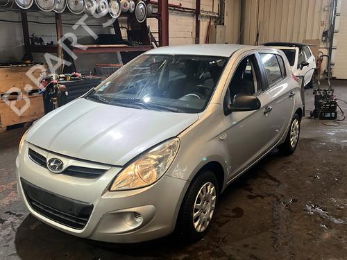 Left front seat HYUNDAI i20 I (PB, PBT) 1.2 | BP29918806C15