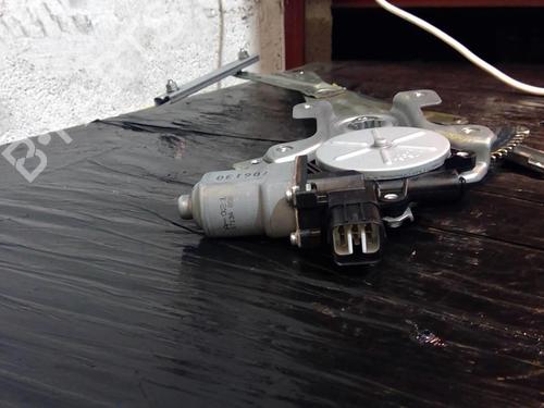 Front right window mechanism MITSUBISHI OUTLANDER II (CW_W) 2.0 DI-D (CW8W) | BP20868238C23 