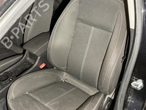 Sæde venstre fortil OPEL ASTRA J (P10) 1.4 Turbo (68) (140 hp) 23796720