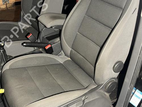Used Left front seat Left front seat VW TOURAN (1T3) 1.6 TDI (105 hp) 32979500 32979500
