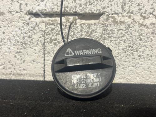 Tankdeckel für SUZUKI SWIFT III (MZ, EZ) 1.3 (RS413, ZC11S) (92 hp) 29318537