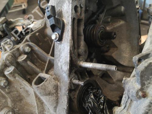 Used Gearbox RENAULT TWINGO II (CN0_) 1.5 dCi (CN0U) (84 hp) 20861254