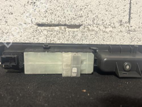 Used Left front window switch Left front window switch SUZUKI SWIFT III (MZ, EZ) 1.3 (RS413, ZC11S) (92 hp) 29318536 29318536