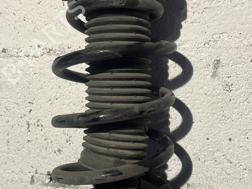 Left front shock absorber AUDI Q3 (8UB, 8UG) 2.0 TDI quattro | BP27389844M16