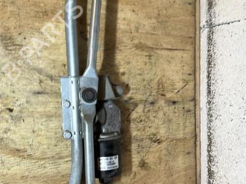 Used Front wiper motor BMW 1 (E81) 118 d (143 hp) 20859237