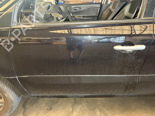 Used Left front door Left front door 38940739 38940739