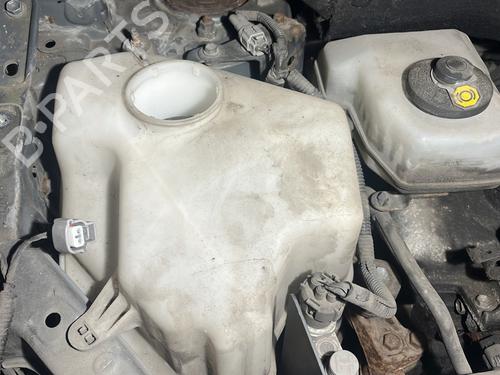 windscreen-washer-tank-toyota-prius-liftback-_w2_-2003-2004-2005-2006-2007-2008-2009-2010-28479723 main image