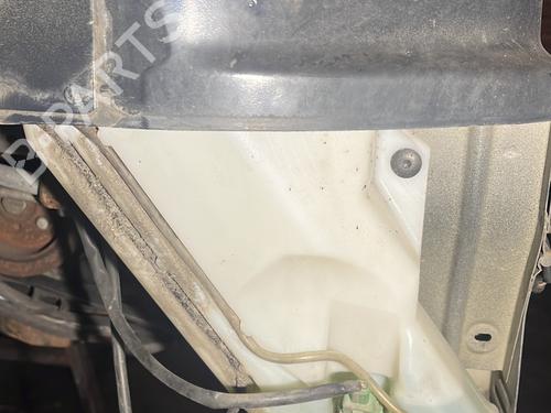 Used Windscreen washer tank PEUGEOT 206+ (2L_, 2M_) 1.4 i (73 hp) 30105145