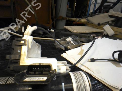 Front left lock PEUGEOT 3008 I MPV (0U_) 2.0 HDi Hybrid4 (0URHCA) | BP20868251C98 