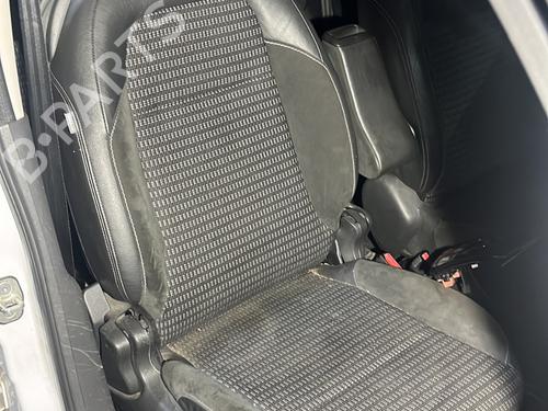 Sæde højre fortil CITROËN C3 Picasso (SH_) 1.2 THP 110 (SHHNZ6) (110 hp) 32068913