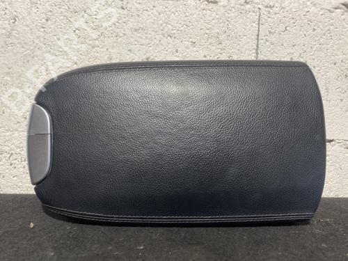 Used Armrest / Center console MERCEDES-BENZ M-CLASS (W164) ML 320 CDI 4-matic (164.122) (224 hp) 24147132