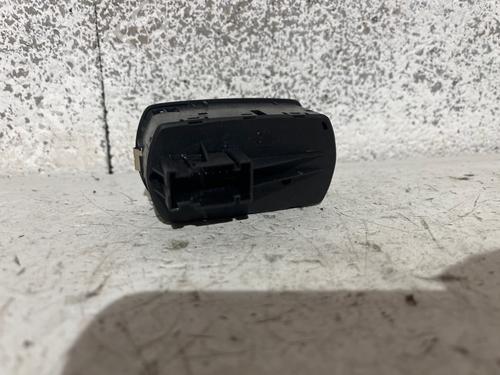 Used Left front window switch Left front window switch 37182643 37182643