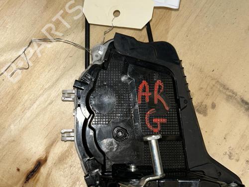 Used Rear left lock TOYOTA YARIS (_P13_) 1.5 (NSP131_) (112 hp) 21863271