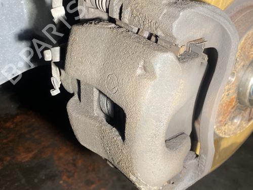 Used Left front brake caliper FIAT BRAVO II (198_) 1.6 D Multijet (198AXH1B) (105 hp) 22519738