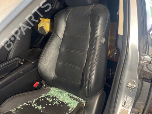 Used Left front seat Left front seat 36944968 36944968