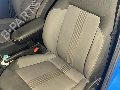 Used Left front seat VW POLO V (6R1, 6C1) 1.4 TDI (75 hp) 25924032