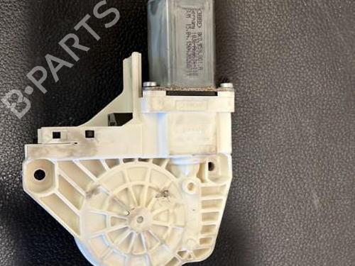 Used Left front window motor Left front window motor AUDI A4 B8 Avant (8K5) 2.0 TDI quattro (177 hp) 21864618 21864618
