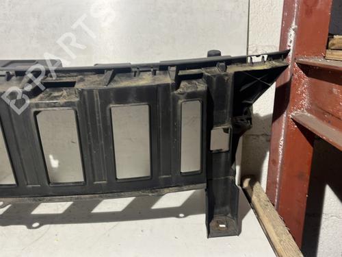 Used Front bumper bracket Front bumper bracket PEUGEOT 3008 II SUV (MC_, MR_, MJ_, M4_) 1.5 BlueHDi 130 (131 hp) 33453384 33453384