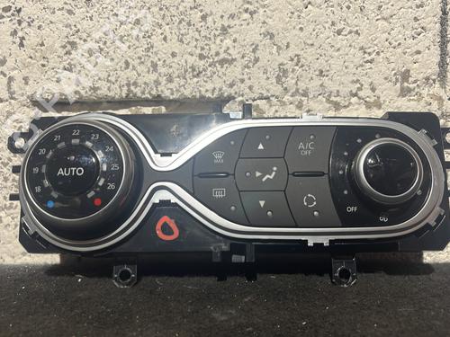 Commande Chauffage RENAULT CAPTUR I (J5_, H5_) 0.9 TCe 90 (90 hp) 27984912