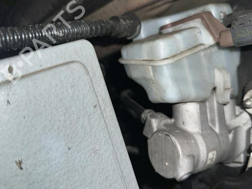 Used Brake master cylinder CITROËN C4 Grand Picasso II (DA_, DE_) 1.6 HDi / BlueHDi 115 (115 hp) 20866261