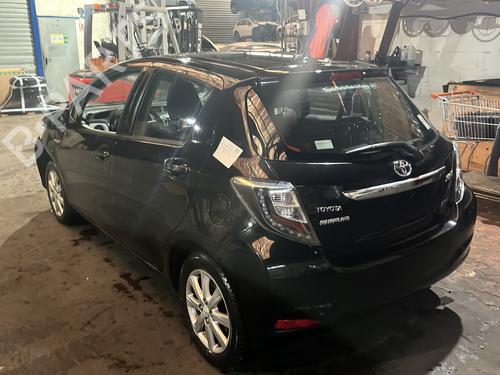 Left front window switch TOYOTA YARIS (_P13_) 1.5 Hybrid (NHP130_, NHP130) | BP27319210I27 - Image 5