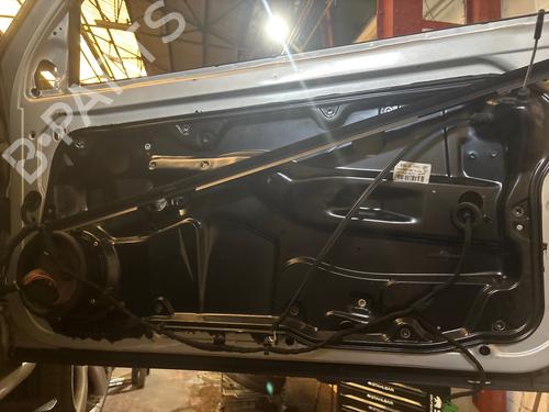 Used Front right window mechanism Front right window mechanism VW GOLF IV Variant (1J5) 1.6 (101 hp) 39937591 39937591