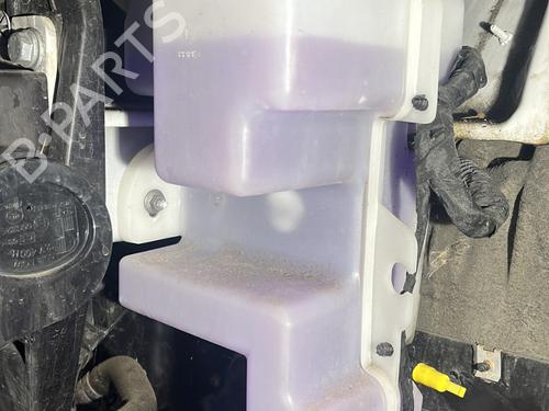 Windscreen washer tank AUDI Q3 (8UB, 8UG) 2.0 TDI quattro 8U0955453Q