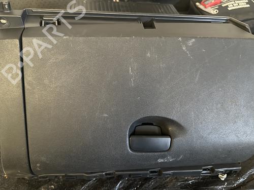 Used Glove box RENAULT SCÉNIC III (JZ0/1_) 1.5 dCi (86 hp) 20870189