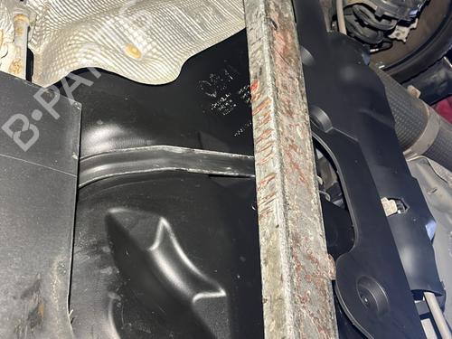 Used Fuel tank Fuel tank DS DS 4 / DS 4 CROSSBACK (NX_) 1.2 THP 130 (NXHNYM) (130 hp) 31611556 31611556