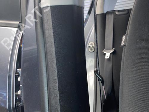 Veiligheidsgordel rechts voor PEUGEOT 308 I (4A_, 4C_) 1.6 HDi (112 hp) 20863875