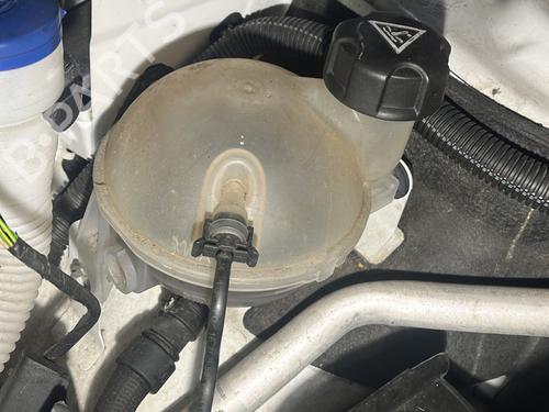 expansion-tank-ds-ds-4-ds-4-crossback-nx_-2015-2016-2017-2018-31611577 main image