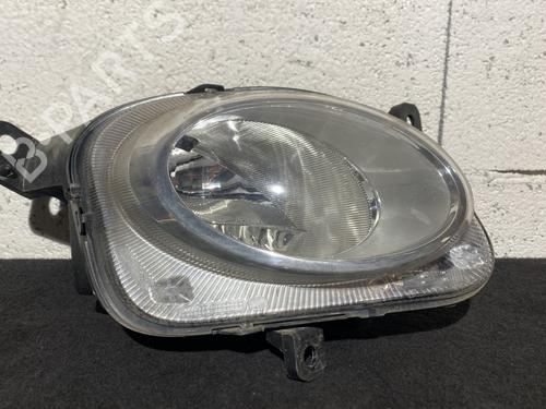 Used Right front fog light Right front fog light 22439252 22439252
