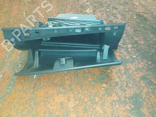 Used Glove box RENAULT MEGANE III Hatchback (BZ0/1_, B3_) 1.2 TCe (BZ2B, BZ11) (116 hp) 20859632