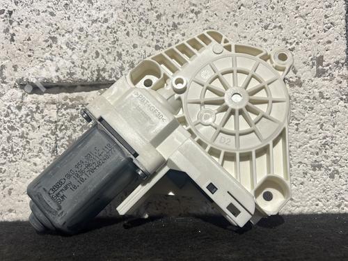 Left front window motor AUDI A1 (8X1, 8XK) 1.0 TFSI BP28304770E21