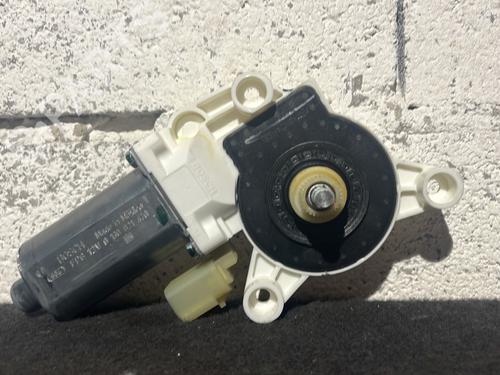 right-front-window-motor-lancia-voyager-mpv-404_-2011-2012-2013-2014-24980766 main image