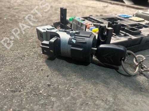 Used Electronic module Electronic module CITROËN C4 I (LC_) 2.0 16V (136 hp) 40602524 40602524
