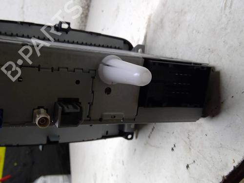 Used Display monitor FIAT 500L (351_, 352_) 1.3 D Multijet (199LXY1A, 199LXY11) (84 hp) 21862219