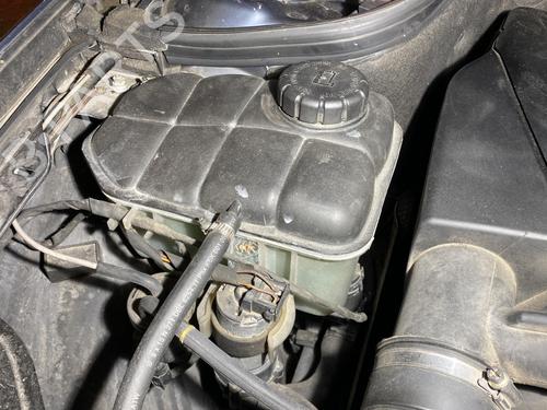 Used Expansion tank MERCEDES-BENZ CLK (C209) CLK 270 CDI (209.316) (170 hp) 20872111