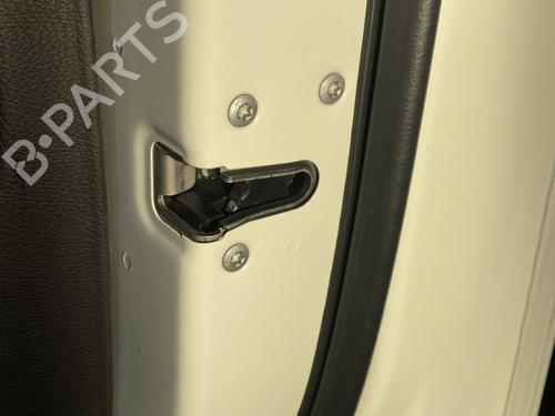 Used Front right lock MERCEDES-BENZ B-CLASS Sports Tourer (W246, W242) B 200 CDI (246.201) (136 hp) 24401518