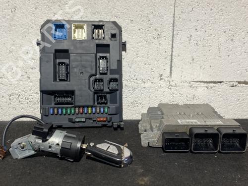 Used Electronic module CITROËN DS3 (SA_) 1.6 HDi 110 (112 hp) 24220134