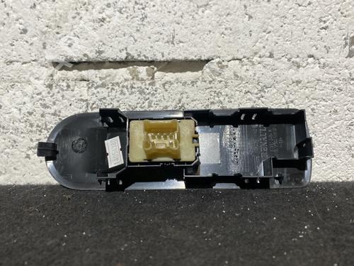 right-front-window-switch-renault-captur-i-j5_-h5_-2013-25275577 main image